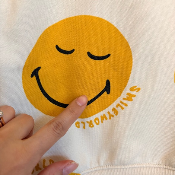 H&M x Smiley World Sz 6x-7 Pullover Hoodie Sweatshirt Cream Yellow Smiley Face - Picture 8 of 8